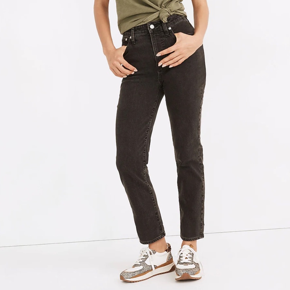 Madewell curvy perfect vintage black jeans, size 28